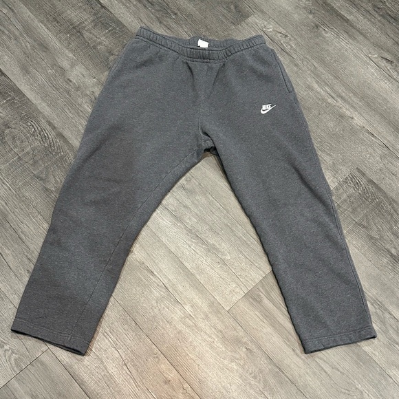 Mens Nike sweatpants size XL - Picture 2 of 11